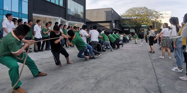 凝聚力量，全員發(fā)力|?，斒宿k公家具的勞動節(jié)很給力！
